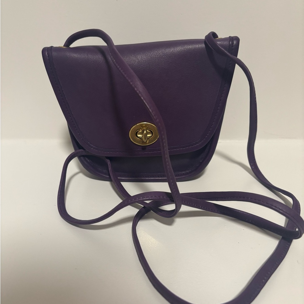 Vintage Coach Everett Purple Crossbody Bag